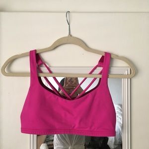 Lululemon sports bra